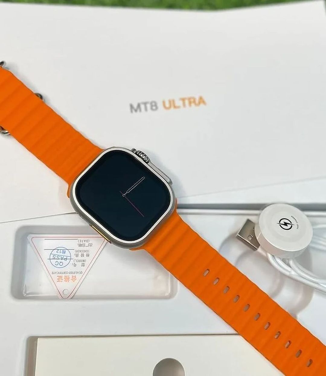 MT8 Ultra Smart Watch